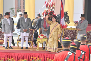 राष्ट्रपति पौडेललाई कुर्सी हस्तान्तरण गरेपछि शीतलनिवासबाट बाहिरिइन् विद्या